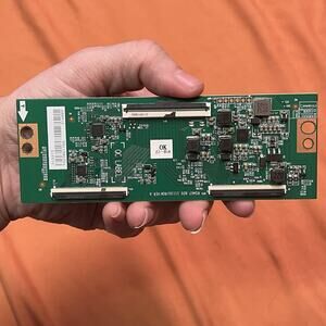 Hisense 50R6E4 T-Con Board (RSAG7.820.11133/ROH) 300917